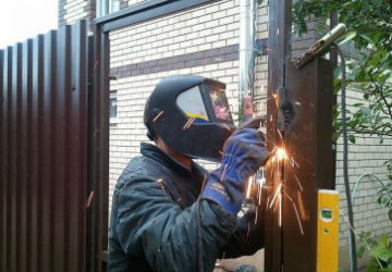 Сварка перегородок и заборов в Новокузнецке в октябре