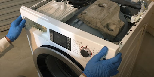 Ремонт стиральных машин Whirlpool в Новокузнецке – сервис от Мастер24, цены от 2055 руб